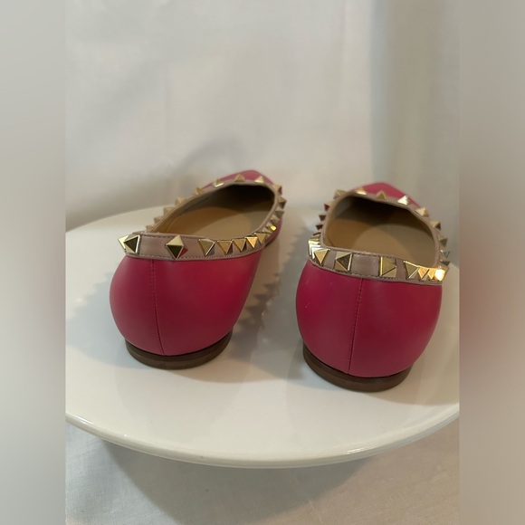 Valentino Garavani - Fuchsia Studded Flats - Picture 12 of 12